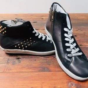 Steve Madden TUNEUP BLACK/GOLD LEATHER SNEAKER